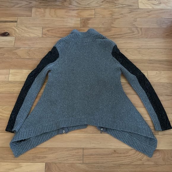 Anthropologie | Moth | Gray Oltrarno Faux Leather Cardigan |  Women’s Size XXS - Picture 6 of 6
